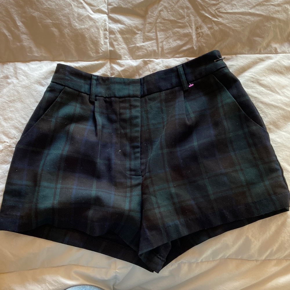 Very nice short.
